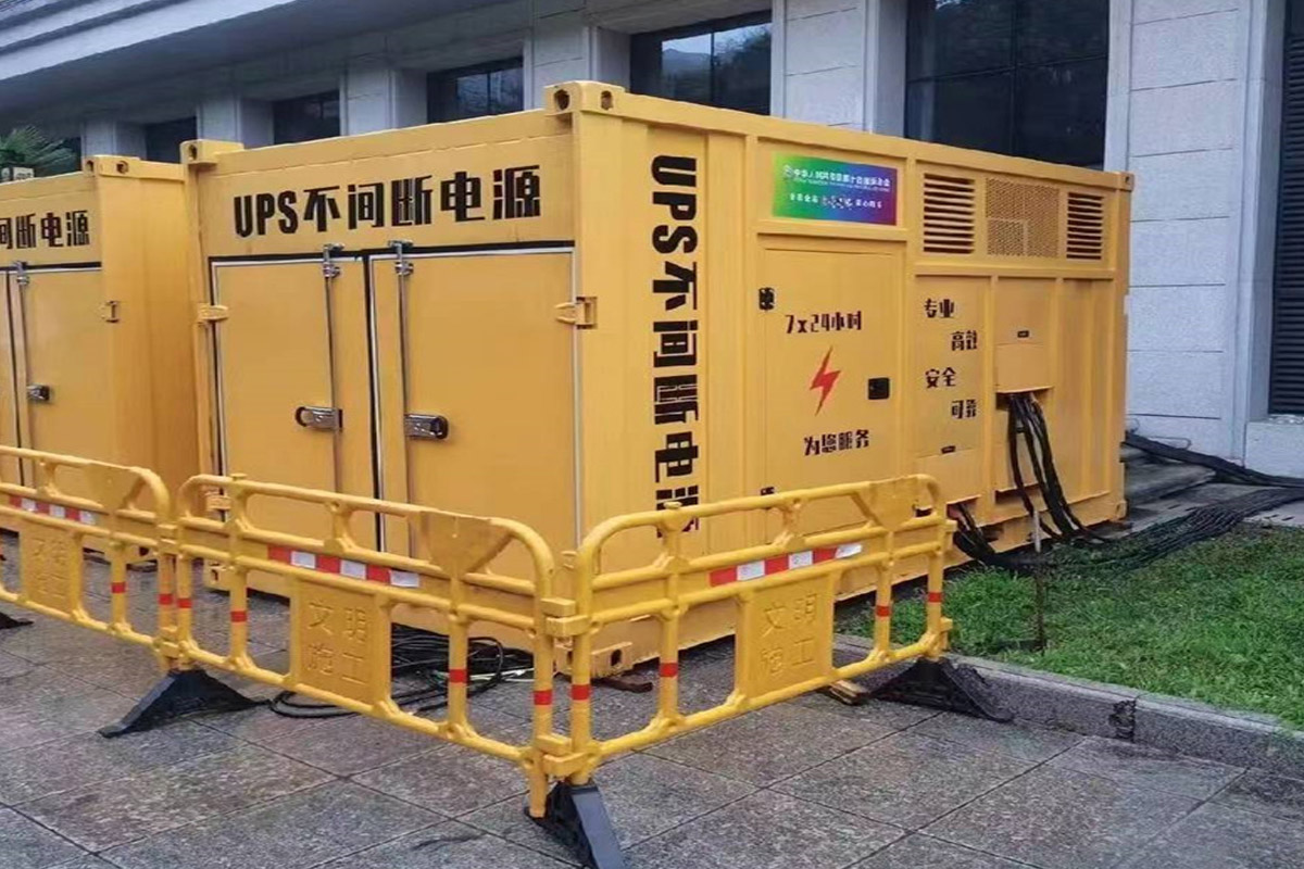 阿拉尔发电机租赁施工现场